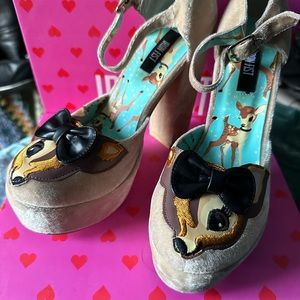 IRON FIST “Deer Me” platform heel - new, never worn w/original box. US size 8.